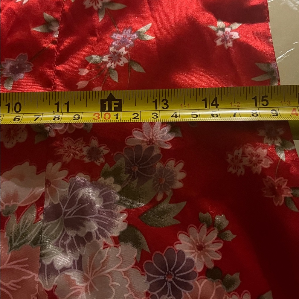 Elegant Red Floral Dress Chinese Style M/L “14/15 “ 33 “ - Picture 5 of 11